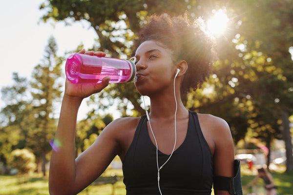 10 Ways Staying Hydrated Helps With Training, Fat Loss, Muscle Growth, and Overall Health