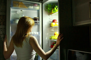 8 Ways to Stop Late-Night Cravings