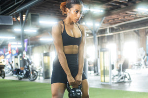 4 Reasons to Start Weightlifting for Weight Loss This Winter
